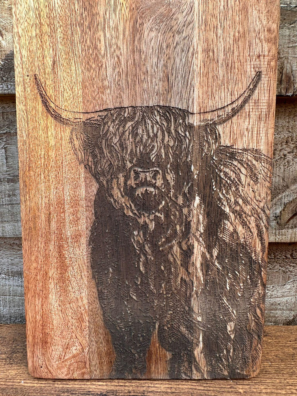 Wooden Highland Cow Chopping Board – 30cm